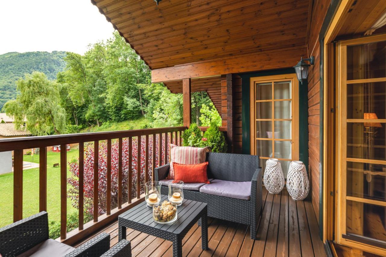 Espectacular Apartamento De Madera Frente Al Rio Ter - 캄프로돈 외부 사진